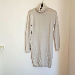 Nwot Haute Hippie Hh 100% wool taupe soft turtleneck dress